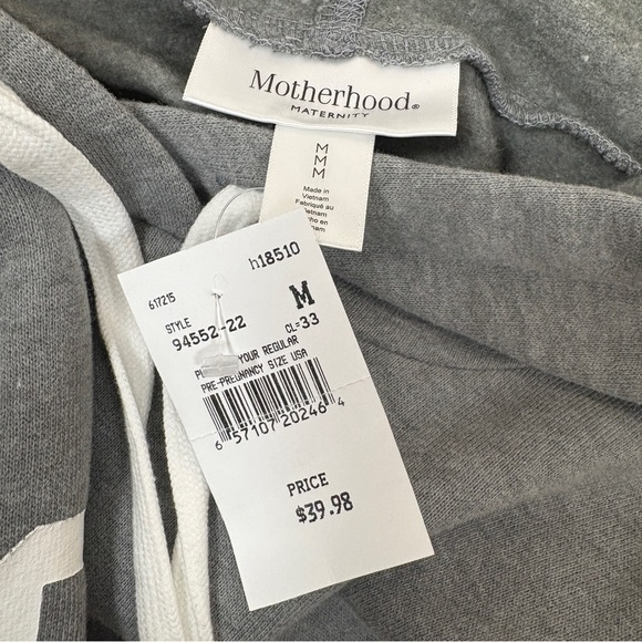 NWT Motherhood Maternity Women LS Hooded Sweatshirt Size M "Love At First Kick" - Picture 11 of 12
